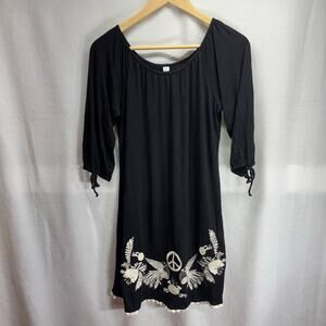 Elegant Black Dress - Perfect for Fall - Size Small‎